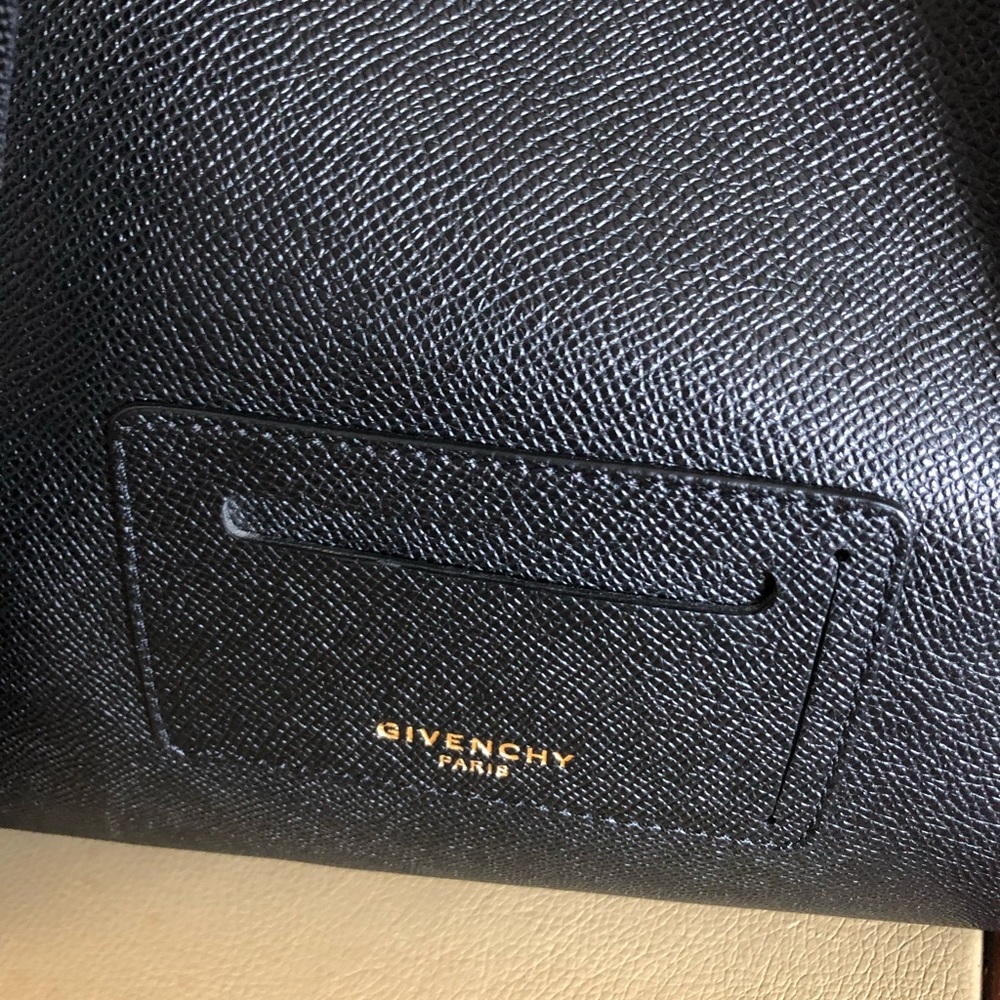 Authentic Givenchy backpack - Picture 6 of 8